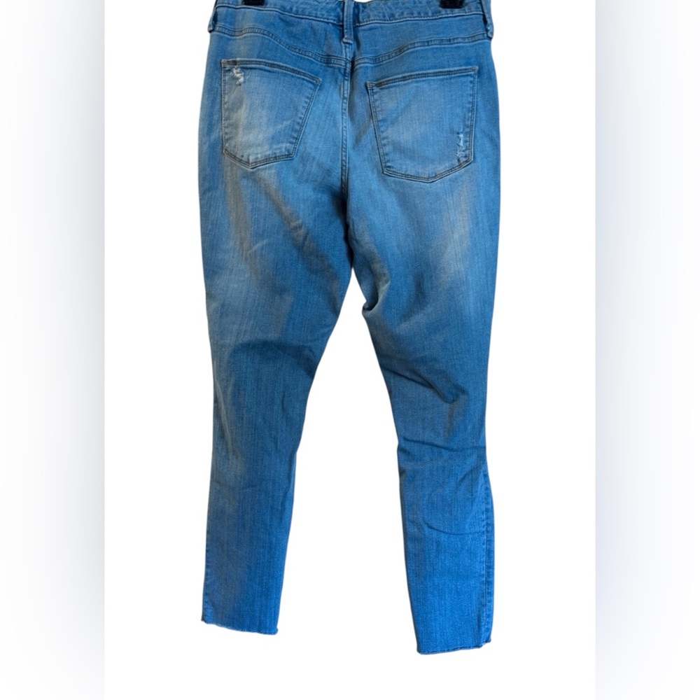 Universal Thread Medium Blue Ripped Skinny Jeans - Picture 3 of 7